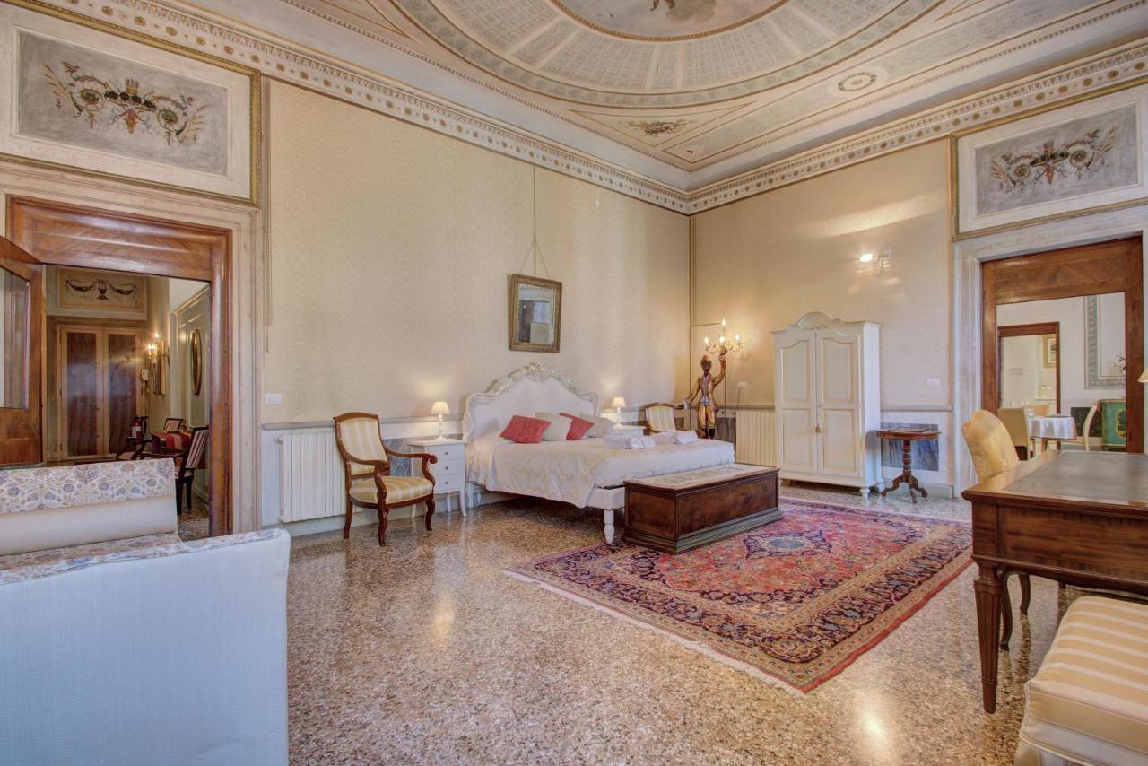 Doge Stair, Gorgeous - Bbc Venice Grand 2024 Tour Recorded Here! Esterno foto