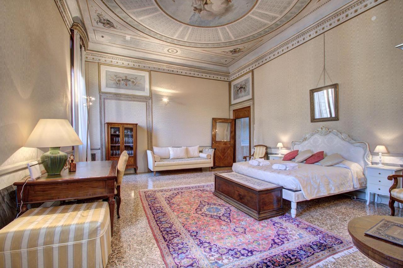 Doge Stair, Gorgeous - Bbc Venice Grand 2024 Tour Recorded Here! Esterno foto